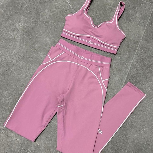 Heart Throb Set - Picture 4 of 12